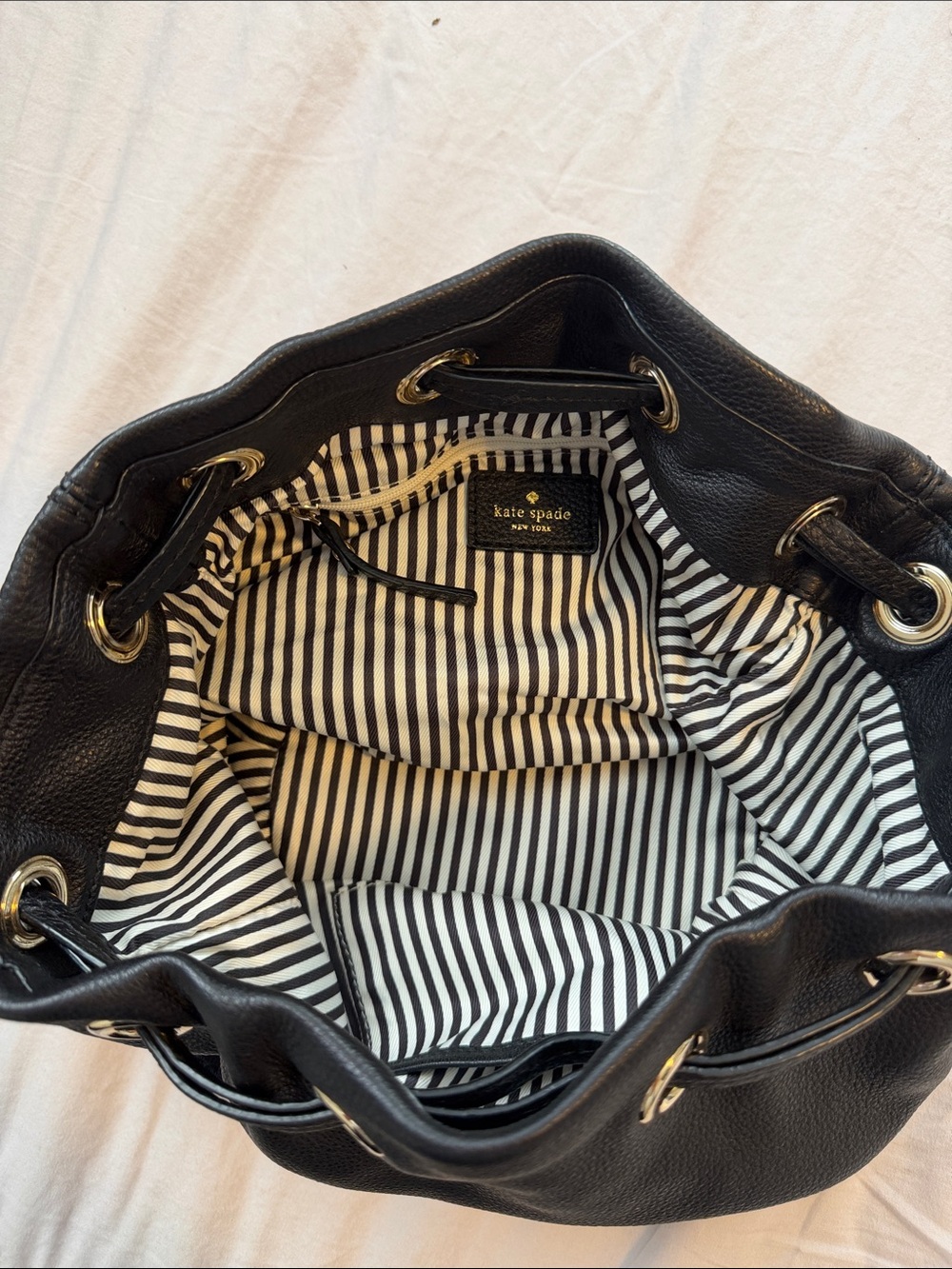 kate spade Black Pebbled Leather Drawstring Shoulder Bag with Chain Strap - Picture 4 of 4